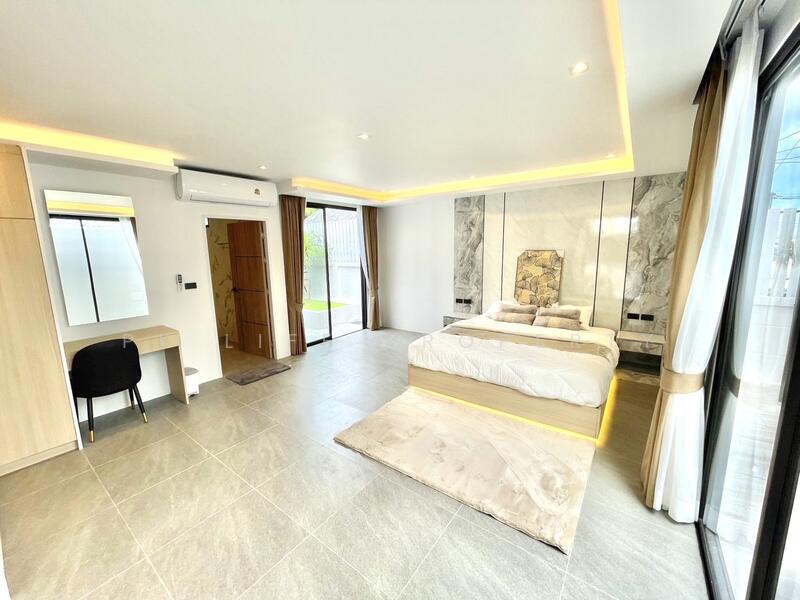 13R0141 Pool villa for rent 4 bedroom 4 bathroom 120,000/month at paklok have fully furnished, Phuket, Pa Khlok, Thalang, Phuket, 4 Bedrooms, 400 sqm, Villa For Rent, by PK LIFE Property, 11512672 - DDproperty.com