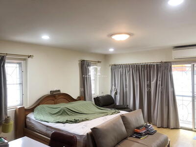 ขาย - 44216 – ขายทาวน์เฮ้าส์ หมู่บ้านศรีไทยวิลล่า ถ.รัชดา-พระราม 3 เนื้อที่ 31 ตร.ว., กรุงเทพ