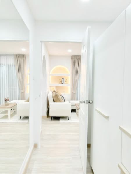 Regent Home 7/1, Bangkok, Soi Sanphawut 2, Bang Na Road, Bang Na, Bang Na, Bangkok, 2 Bedrooms, 64 sqm, Condo For Sale, by Weerayut Yaotanee, 11513376 - DDproperty.com
