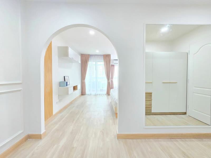 Regent Home 7/1, Bangkok, Soi Sanphawut 2, Bang Na Road, Bang Na, Bang Na, Bangkok, 2 Bedrooms, 64 sqm, Condo For Sale, by Weerayut Yaotanee, 11513376 - DDproperty.com
