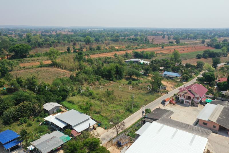 ขายที่ดินติดถนนลาดบัวขาว ตรงข้ามที่ทำการผู้ใหญ่บ้าน ลาดบัวขาว จากถนนมิตรภาพ เพียง 3.4 กม., Nakhon Ratchasima, Lat Bua Khao, Sikhiu, Nakhon Ratchasima, , 3,200 sqm, Land For Sale, by Tanyaras Srimuang, 11514571 - DDproperty.com