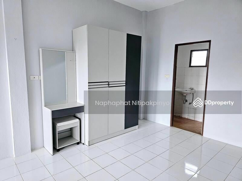 For Sale - Apartment for sale in soi Wat Yan, close to Baan Dusit Pattaya, Chon Buri
