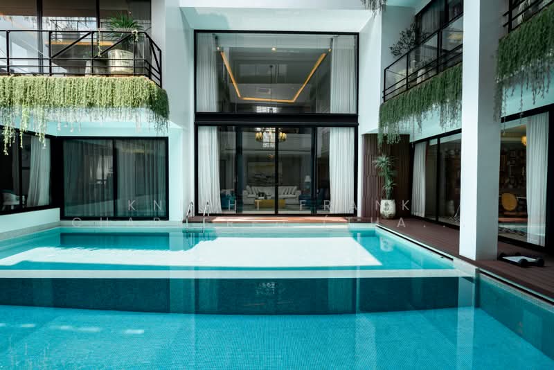 SINGLE HOUSE IN RAMA 9, Bangkok, Suan Luang, Bangkok, 10+ Bedrooms, 1,320 sqm, Single Detached House For Sale, by Knight Frank Chartered (Thailand) Co.,Ltd, 11516261 - DDproperty.com