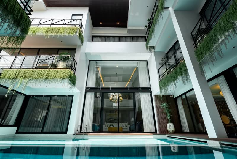SINGLE HOUSE IN RAMA 9, Bangkok, Suan Luang, Bangkok, 10+ Bedrooms, 1,320 sqm, Single Detached House For Sale, by Knight Frank Chartered (Thailand) Co.,Ltd, 11516261 - DDproperty.com