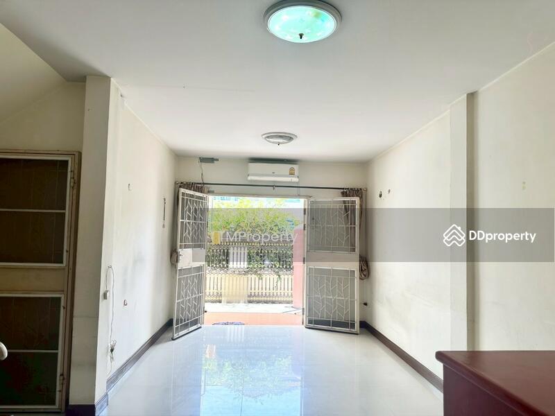 For Sale - Sintavee Tha Kham 1, Bangkok
