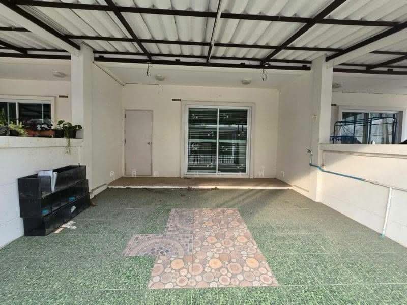 ให้เช่าทาวน์โฮม ม.เดอะเซ็นทรัลไลฟ์ สวนเสือ ศรีราชา, Chon Buri (Pattaya), Surasak, Si Racha, Chon Buri (Pattaya), 2 Bedrooms, 60 sqm, Townhouse For Rent, by Dusit Saengfa, 11518406 - DDproperty.com