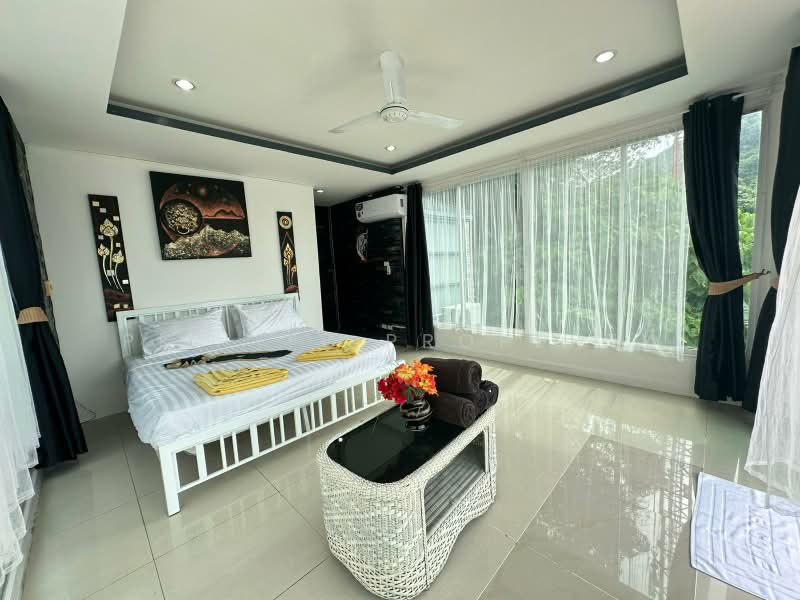 4R0164 Pool villa for rent 4bedroom 2bathroom 85,000/month at patong have fully furnished, ภูเก็ต, ป่าตอง, กะทู้, ภูเก็ต, 200 ตร.ม., วิลล่า ให้เช่า, โดย PK LIFE Property, 11518465 - DDproperty.com