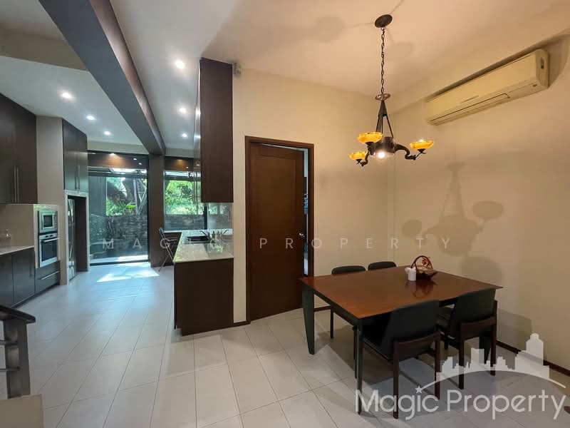 Townhouse for Rent in Lotus Point Elegant, Bangkok, Khlong Tan Nua, Watthana, Bangkok, 4 Bedrooms, 450 sqm, Townhouse For Rent, by Magic Property, 11519248 - DDproperty.com
