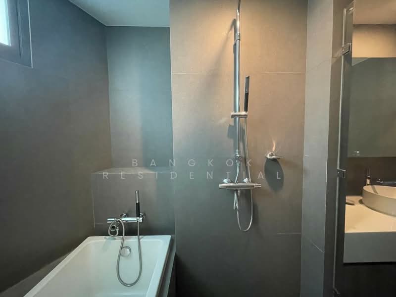 Trapezo Sukhumvit 16 : ทราเพโซ สุขุมวิท 16, กรุงเทพ, ซอยสุขุมวิท 16, คลองเตย, คลองเตย, กรุงเทพ, 84 ตร.ม., คอนโด ให้เช่า, โดย Bangkok Residential, 11519725 - DDproperty.com