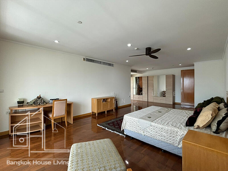 GM Height, Bangkok, Soi Sukhummvit 22, Khong Tan, Khlong Toei, Bangkok, 4 Bedrooms, 498 sqm, Condo For Rent, by Bangkok House Living, 11520745 - DDproperty.com