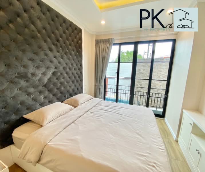 8R0427 This pool villa 3bedroom 2bathroom 65,000/month at Chalong have fully furnished, Phuket, Chalong, Muang Phuket, Phuket, 3 Bedrooms, 200 sqm, Villa For Rent, by PK LIFE Property, 11521129 - DDproperty.com