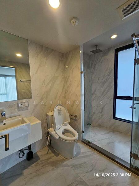 ให้เช่า - IDEO Mobi Sukhumvit 40 : ไอดีโอ โมบิ สุขุมวิท 40, กรุงเทพ