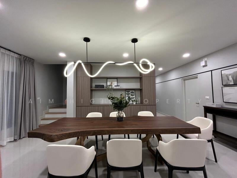 Centro Bangna, Samut Prakan, 111 Soi 3, Bang Kaeo, Bang Plee, Samut Prakan, 3 Bedrooms, 303 sqm, Single Detached House For Rent, by Aim High Property, 11521662 - DDproperty.com