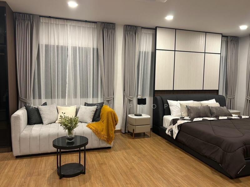 Centro Bangna, Samut Prakan, 111 Soi 3, Bang Kaeo, Bang Plee, Samut Prakan, 3 Bedrooms, 303 sqm, Single Detached House For Rent, by Aim High Property, 11521662 - DDproperty.com