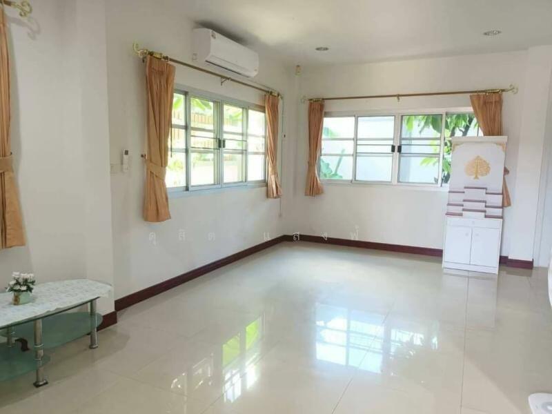 ให้เช่าบ้านเดี่ยว ม.ธารดารา ไร่กล้วย ศรีราชา, Chon Buri (Pattaya), Surasak, Si Racha, Chon Buri (Pattaya), 3 Bedrooms, 200 sqm, Single Detached House For Rent, by Dusit Saengfa, 11522301 - DDproperty.com