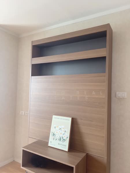 Lumpini Place Srinakarin-Huamak Station, Bangkok, Srinakarin Road, Suan Luang, Bangkok, 1 Bedroom, 33 sqm, Condo For Rent, by Living Real Estates, 11522309 - DDproperty.com