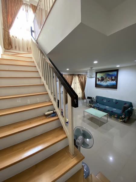 Townplus On Nut, Bangkok, On Nut - Ladkrabang Road, Lat Krabang, Lat Krabang, Bangkok, 3 Bedrooms, 157 sqm, Townhouse For Sale, by ณัฐวิชย์ จุลพันธ์, 11522455 - DDproperty.com