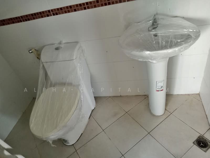 Sale Townhouse 2-ST Mooban Golden Home TMB01_031_G01, Chon Buri (Pattaya), 117/96 ชุมชนเมืองใหม่แหลมฉบัง, Bang Lamung, Bang Lamung (Pattaya), Chon Buri (Pattaya), 2 Bedrooms, 118 sqm, Townhouse For Sale, by วารุณี จำรูญนุรักษ์, 11522884 - DDproperty.com