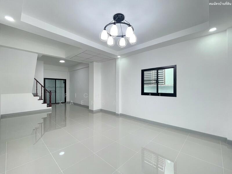 ทาว์นเฮ้าส์ 2 ชั้น เทพกุญชร 37 ต.คลองหนึ่ง อ.คลองหลวง ปทุมธานี, ปทุมธานี, คลองหนึ่ง, คลองหลวง, ปทุมธานี, 72 ตร.ม., ทาวน์เฮ้าส์ ขาย, โดย Pichitchai Kaensaksiri, 11523409 - DDproperty.com