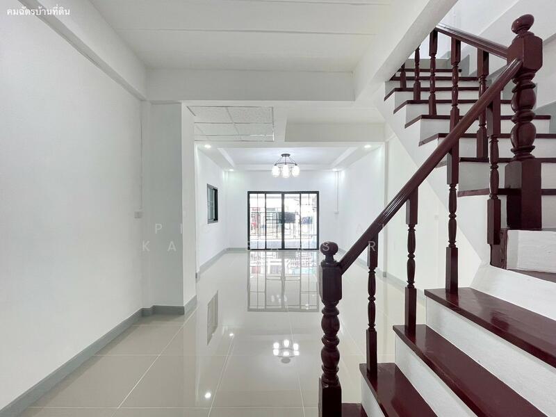 ทาว์นเฮ้าส์ 2 ชั้น เทพกุญชร 37 ต.คลองหนึ่ง อ.คลองหลวง ปทุมธานี, ปทุมธานี, คลองหนึ่ง, คลองหลวง, ปทุมธานี, 72 ตร.ม., ทาวน์เฮ้าส์ ขาย, โดย Pichitchai Kaensaksiri, 11523409 - DDproperty.com