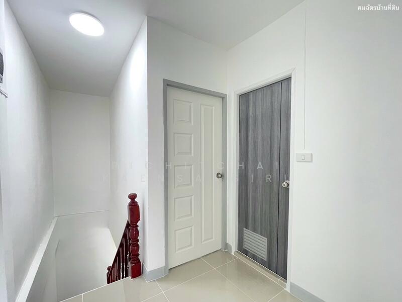 ทาว์นเฮ้าส์ 2 ชั้น เทพกุญชร 37 ต.คลองหนึ่ง อ.คลองหลวง ปทุมธานี, ปทุมธานี, คลองหนึ่ง, คลองหลวง, ปทุมธานี, 72 ตร.ม., ทาวน์เฮ้าส์ ขาย, โดย Pichitchai Kaensaksiri, 11523409 - DDproperty.com