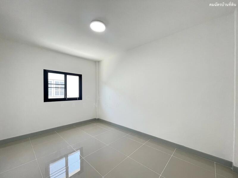 ทาว์นเฮ้าส์ 2 ชั้น เทพกุญชร 37 ต.คลองหนึ่ง อ.คลองหลวง ปทุมธานี, ปทุมธานี, คลองหนึ่ง, คลองหลวง, ปทุมธานี, 72 ตร.ม., ทาวน์เฮ้าส์ ขาย, โดย Pichitchai Kaensaksiri, 11523409 - DDproperty.com