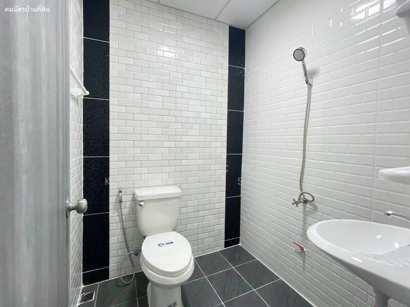 ทาว์นเฮ้าส์ 2 ชั้น เทพกุญชร 37 ต.คลองหนึ่ง อ.คลองหลวง ปทุมธานี, ปทุมธานี, คลองหนึ่ง, คลองหลวง, ปทุมธานี, 72 ตร.ม., ทาวน์เฮ้าส์ ขาย, โดย Pichitchai Kaensaksiri, 11523409 - DDproperty.com