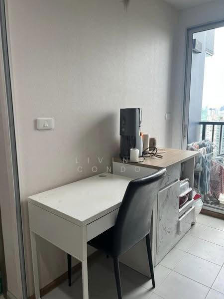 The Base Sukhumvit 77, Bangkok, 289 Sukhumvit 77 Road, Phra Kanong Nua, Watthana, Bangkok, 1 Bedroom, 30 sqm, Condo For Rent, by Living Condo, 11523537 - DDproperty.com