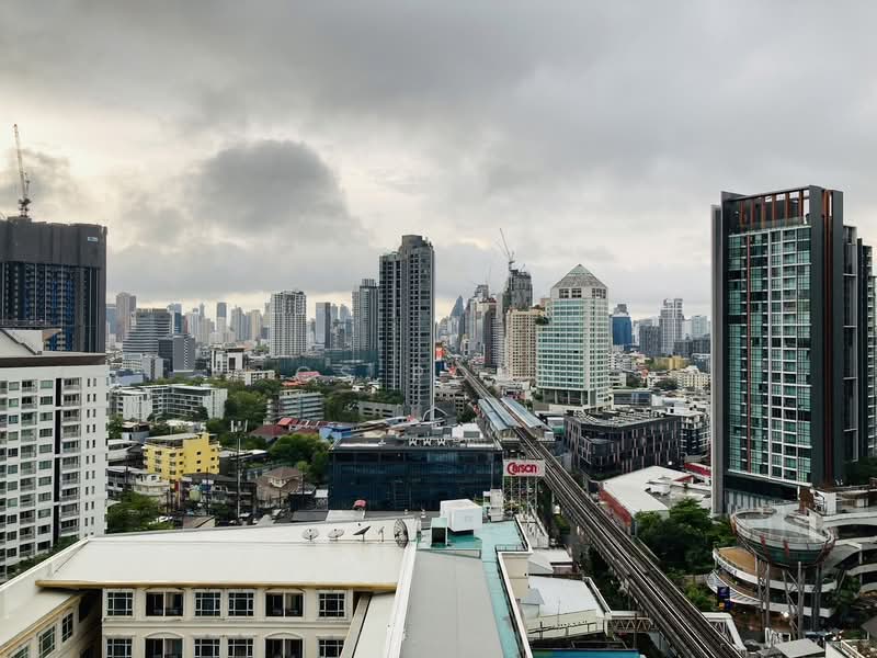 Wyne Sukhumvit, Bangkok, 1120 Sukhumvit Road, Phra Kanong, Khlong Toei, Bangkok, 1 Bedroom, 30 sqm, Condo For Sale, by CS Poon, 11525783 - DDproperty.com