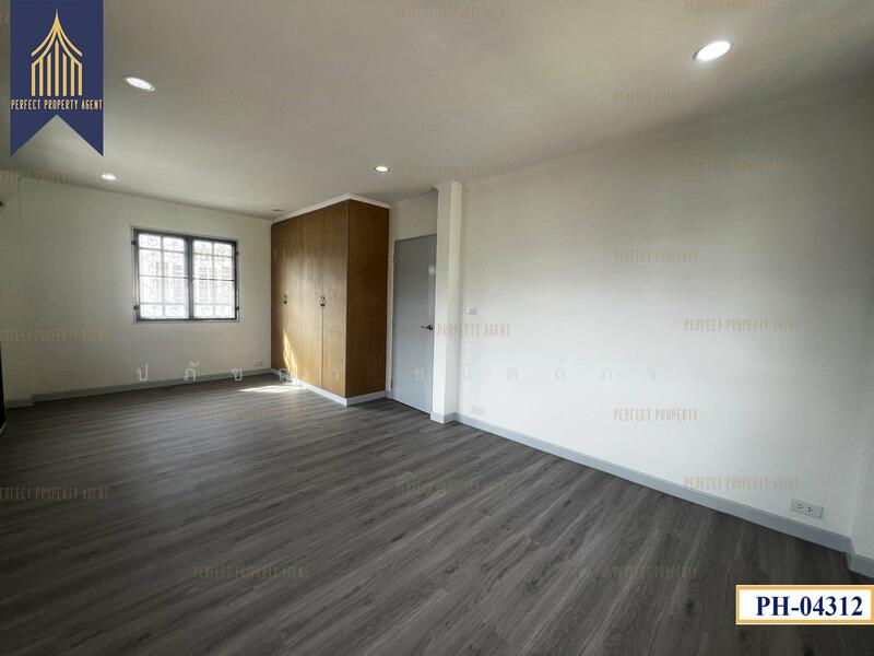 Vararom Prachauthit 98, Bangkok, Soi Pracha Uthit 98, Pracha Uthit Road, Thung Khru, Thung Khru, Bangkok, 4 Bedrooms, 150 sqm, Single Detached House For Sale, by ปภัชญา ธนัตถ์ภรณ์, 11525970 - DDproperty.com