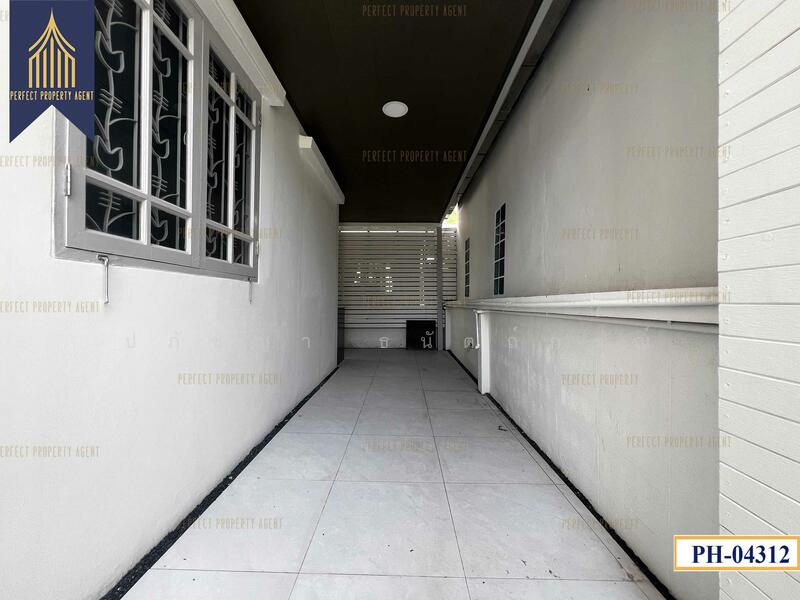 Vararom Prachauthit 98, Bangkok, Soi Pracha Uthit 98, Pracha Uthit Road, Thung Khru, Thung Khru, Bangkok, 4 Bedrooms, 150 sqm, Single Detached House For Sale, by ปภัชญา ธนัตถ์ภรณ์, 11525970 - DDproperty.com