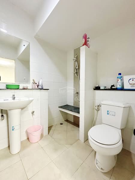 หมู่บ้าน เดอะวิลล่า รัตนาธิเบศร์ ราชพฤกษ์ ตำบลท่าอิฐ อำเภอปากเกร็ด นนทบุรี 11120, Nonthaburi, Tha It, Pak Kret, Nonthaburi, 3 Bedrooms, 72 sqm, Townhouse For Sale, by อริย์ธัช ชัยเวช, 11526209 - DDproperty.com