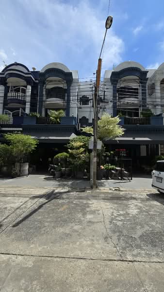 ราชครู เรสซิเดนซ์, Bangkok, Samsen Nai, Phaya Thai, Bangkok, 7 Bedrooms, 600 sqm, Townhouse For Sale, by Nharith Nharith, 11527389 - DDproperty.com