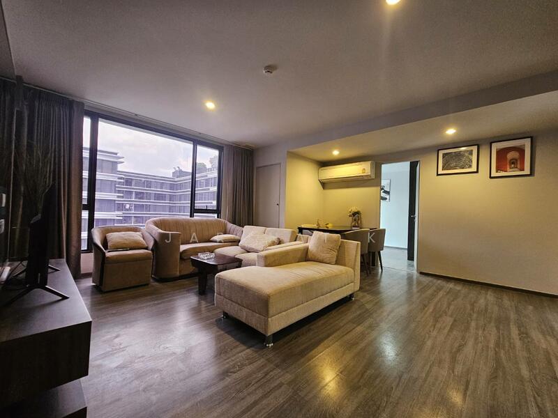 IDEO Mobi Sukhumvit 40, Bangkok, Soi Sukhumvit 40, Phra Kanong, Khlong Toei, Bangkok, 3 Bedrooms, 82 sqm, Condo For Rent, by Jarunat K, 11527956 - DDproperty.com