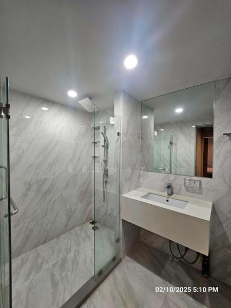 IDEO Mobi Sukhumvit 40, Bangkok, Soi Sukhumvit 40, Phra Kanong, Khlong Toei, Bangkok, 3 Bedrooms, 82 sqm, Condo For Rent, by Jarunat K, 11527956 - DDproperty.com