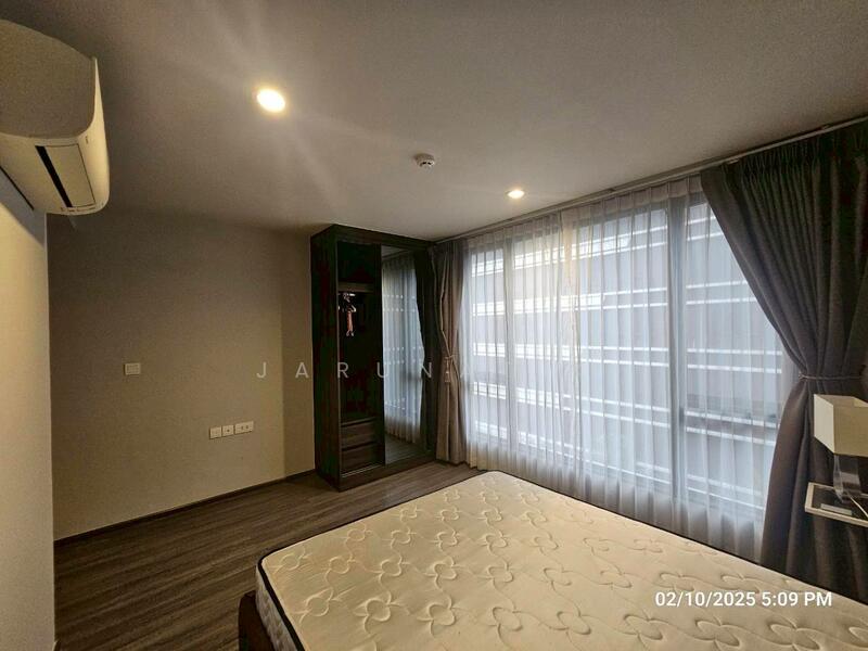 IDEO Mobi Sukhumvit 40, Bangkok, Soi Sukhumvit 40, Phra Kanong, Khlong Toei, Bangkok, 3 Bedrooms, 82 sqm, Condo For Rent, by Jarunat K, 11527956 - DDproperty.com