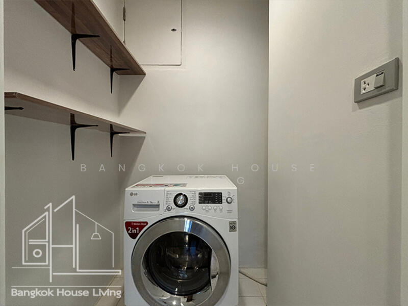Prasanmitr Place, Bangkok, 154 Sukhumvit 21, Soi 1, Khlongtoei Nua, Watthana, Bangkok, 2 Bedrooms, 140 sqm, Condo For Rent, by Bangkok House Living, 11528858 - DDproperty.com