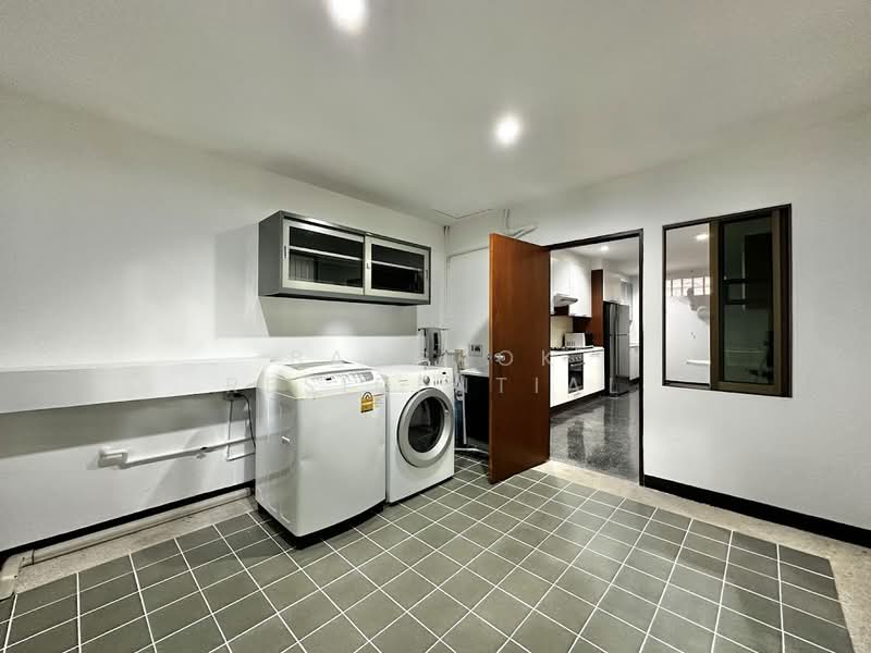 Raintree Village Apartment, Bangkok, 21 Soi Sukhumvit 41, Khlong Tan Nua, Watthana, Bangkok, 3 Bedrooms, 320 sqm, Condo For Rent, by Bangkok Residential, 11529166 - DDproperty.com