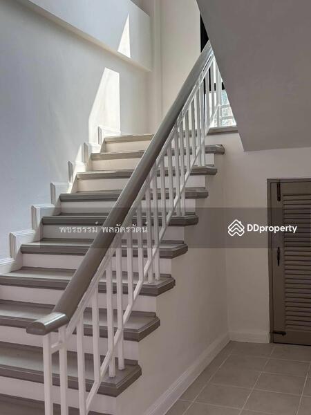 For Rent - Krisada City Lake and Park Village, Samut Prakan