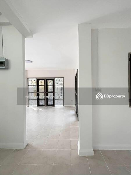 For Rent - Krisada City Lake and Park Village, Samut Prakan