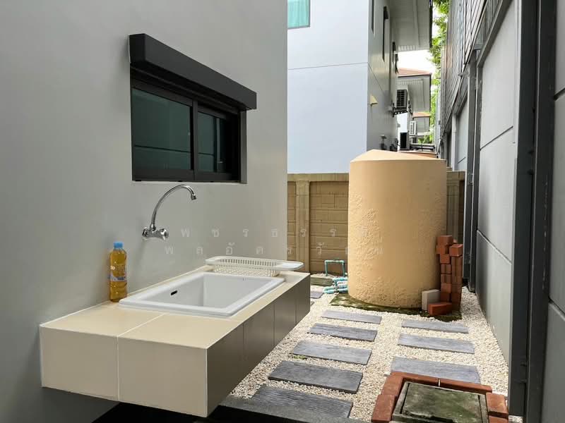 Setthasiri Krungthep Kreetha, Bangkok, Krungthep Kreetha Road, Hua Mak, Bang Kapi, Bangkok, 3 Bedrooms, 165 sqm, Single Detached House For Rent, by Rattapon Sivamok, 11530008 - DDproperty.com