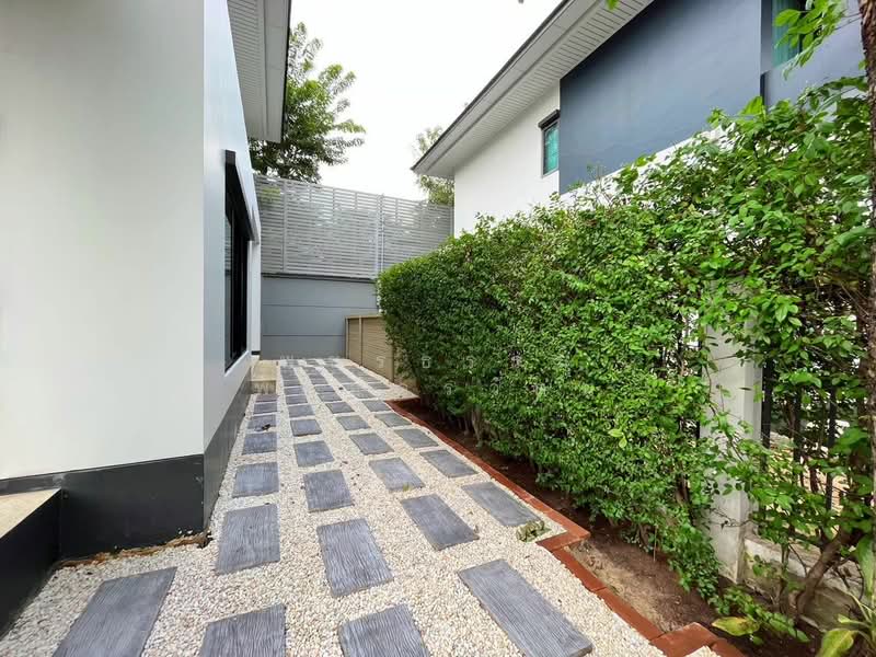 Setthasiri Krungthep Kreetha, Bangkok, Krungthep Kreetha Road, Hua Mak, Bang Kapi, Bangkok, 3 Bedrooms, 165 sqm, Single Detached House For Rent, by Rattapon Sivamok, 11530008 - DDproperty.com