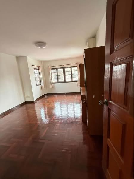 Single House Soi Ladroao, Bangkok, Wang Thonglang, Wang Thonglang, Bangkok, 4 Bedrooms, 260 sqm, Single Detached House For Rent, by ปรินทร์ญาดา ชิณโชติ, 11530034 - DDproperty.com