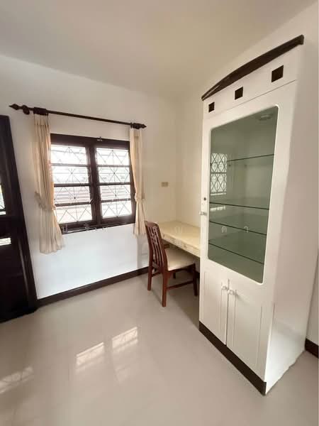 Single House Soi Ladroao, Bangkok, Wang Thonglang, Wang Thonglang, Bangkok, 4 Bedrooms, 260 sqm, Single Detached House For Rent, by ปรินทร์ญาดา ชิณโชติ, 11530034 - DDproperty.com