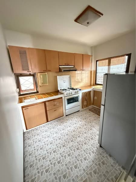 ให้เช่าบ้านเดี่ยว 2 ชั้น ซอยลาดพร้าว, กรุงเทพ, วังทองหลาง, วังทองหลาง, กรุงเทพ, 260 ตร.ม., บ้านเดี่ยว ให้เช่า, โดย ปรินทร์ญาดา ชิณโชติ, 11530034 - DDproperty.com