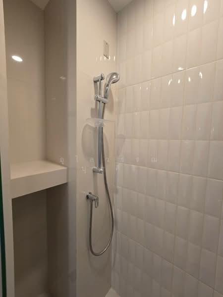 Life Asoke, Bangkok, Asoke-Dindang Road, Bang Kapi, Huai Khwang, Bangkok, 2 Bedrooms, 55 sqm, Condo For Rent, by Ulaiwan Boonsiri, 11530472 - DDproperty.com