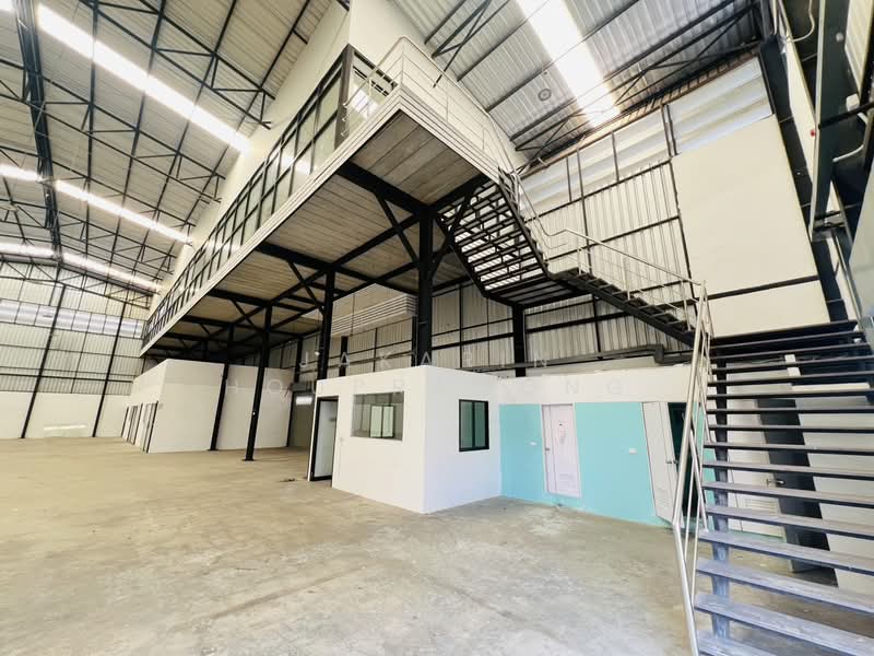 ให้เช่าโกดัง รามอินทรา บางเขน กรุงเทพ 1300 ตรม #ใกล้รถไฟฟ้าสายสีชมพู, กรุงเทพ, ท่าแร้ง, บางเขน, กรุงเทพ, 1,300 ตร.ม., โกดัง-โรงงาน ให้เช่า, โดย Jakarin Houpramong, 11532007 - DDproperty.com