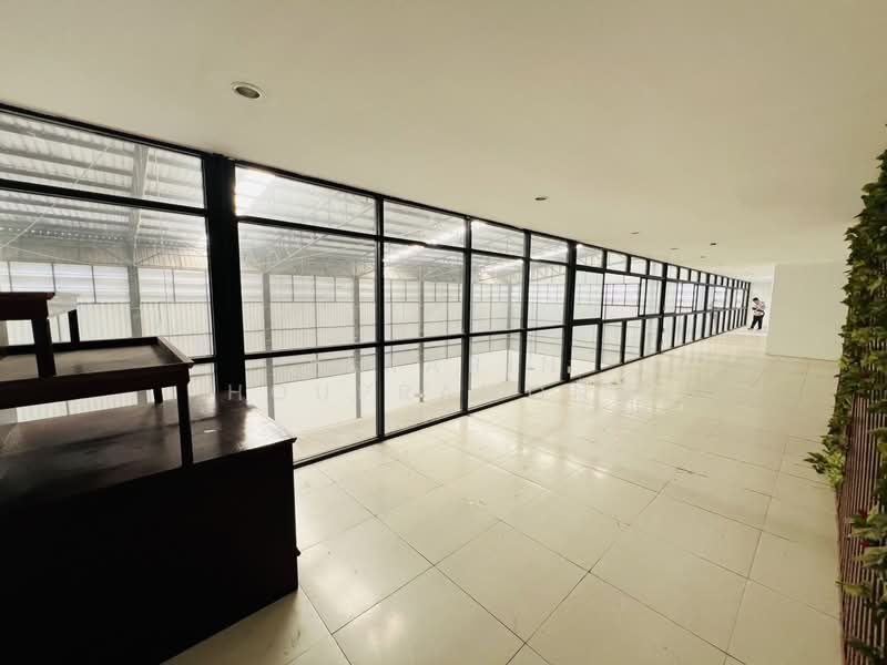 ให้เช่าโกดัง รามอินทรา บางเขน กรุงเทพ 1300 ตรม #ใกล้รถไฟฟ้าสายสีชมพู, กรุงเทพ, ท่าแร้ง, บางเขน, กรุงเทพ, 1,300 ตร.ม., โกดัง-โรงงาน ให้เช่า, โดย Jakarin Houpramong, 11532007 - DDproperty.com