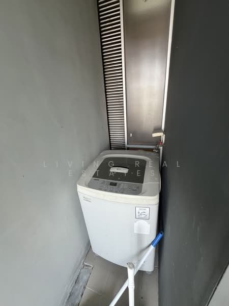 The Key Cheangwattana, Nonthaburi, Soi 4, Chaeng Watthana Road, Bang Talat, Pak Kret, Nonthaburi, 1 Bedroom, 36 sqm, Condo For Rent, by Living Real Estates, 11532015 - DDproperty.com
