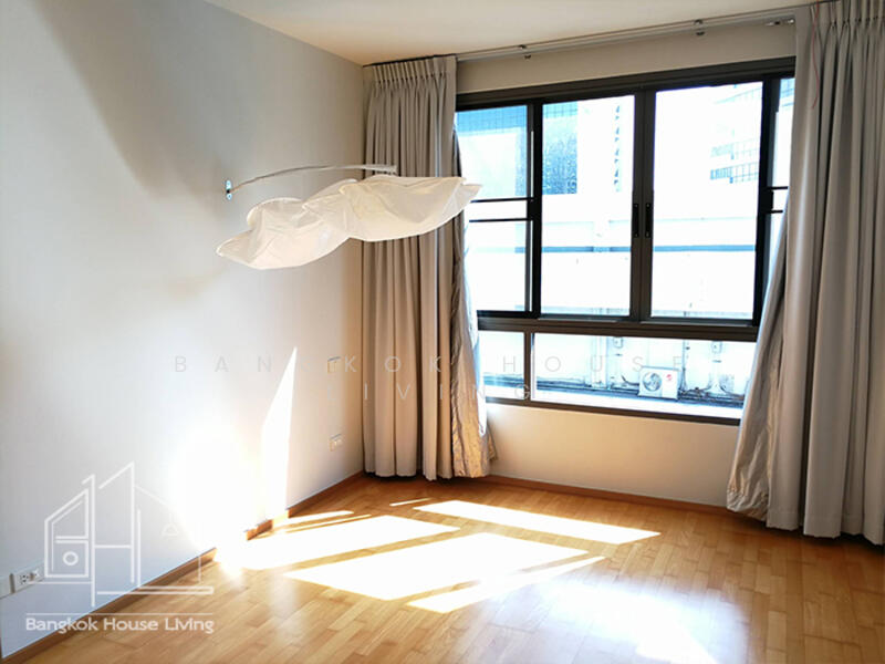 Issara @ 42 Sukhumvit, Bangkok, Soi Sukhumvit 42, Phra Kanong, Khlong Toei, Bangkok, 2 Bedrooms, 90 sqm, Condo For Rent, by Bangkok House Living, 11532320 - DDproperty.com
